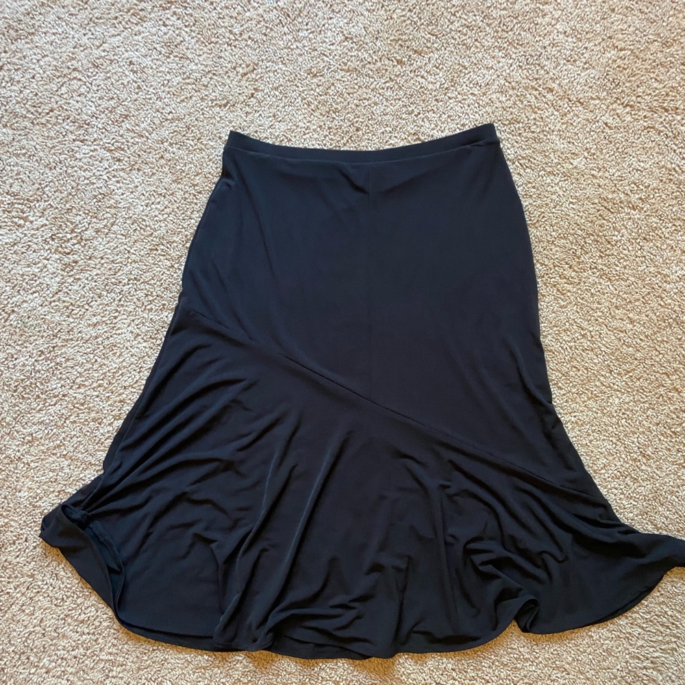 Black long skirt strechy